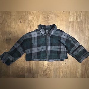 Cropped long sleeve flannel with zipper